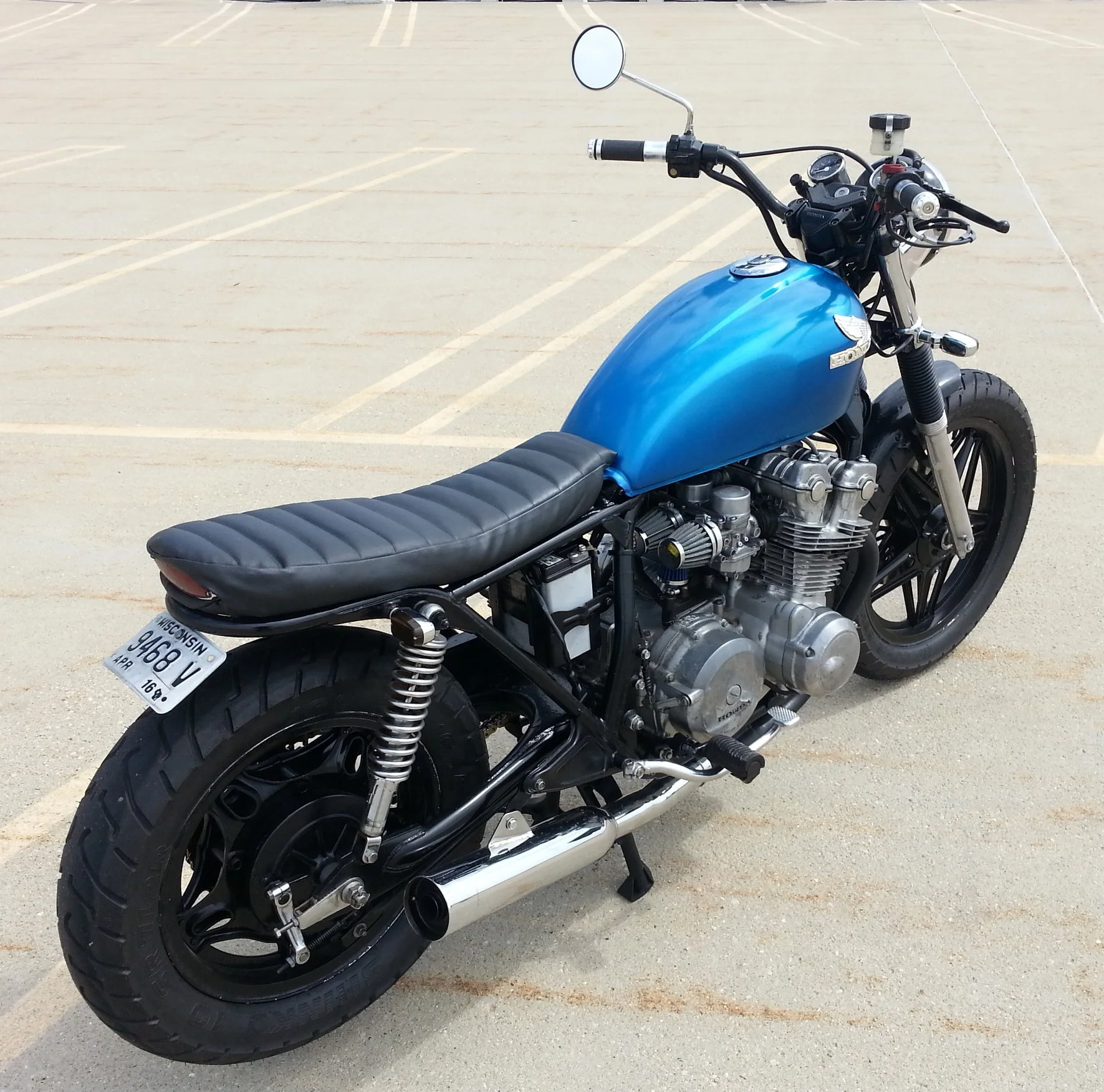 Lil Oiler – Honda CB750