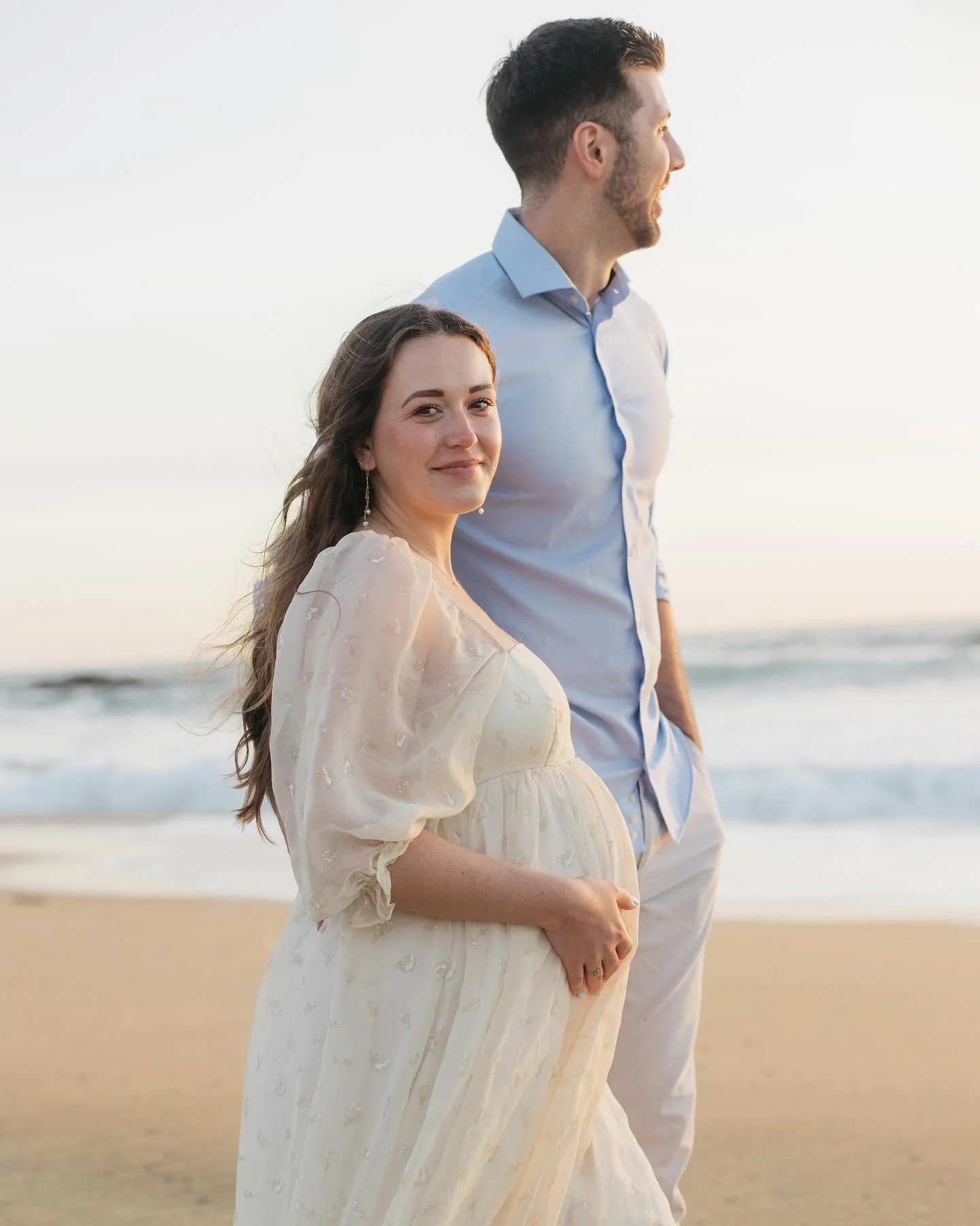Soft sunset light. An ocean breeze. Two people in love. New life growing. Excitement and tenderness. Such a dreamy and beautiful moment with these two. 

Letting these photos speak for themselves. 

#bayareamaternitysession #maternityphotos #rosadelg