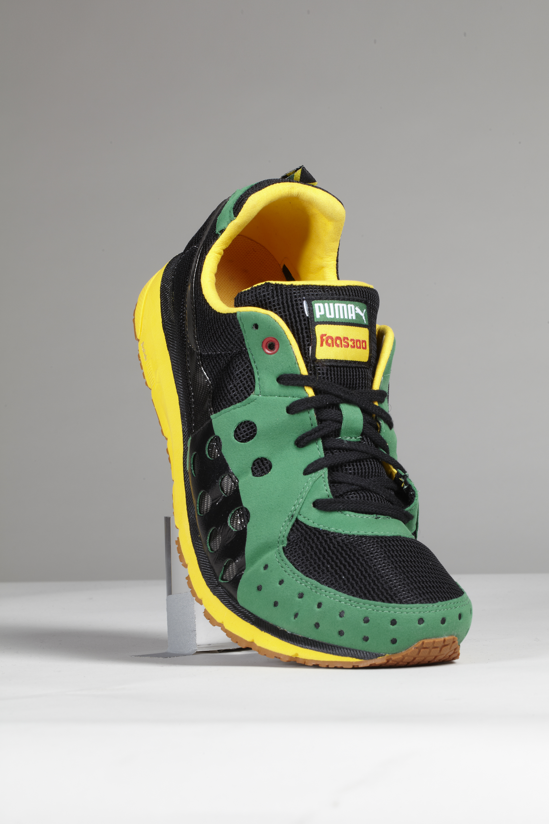 12SS_RU_Running_Shoe.jpg