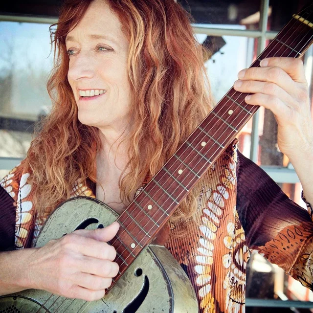Patty Larkin — November 16, 2014 — Red Light Café, Atlanta, GA