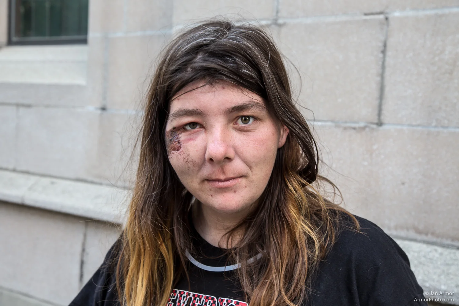 homeless girls dating