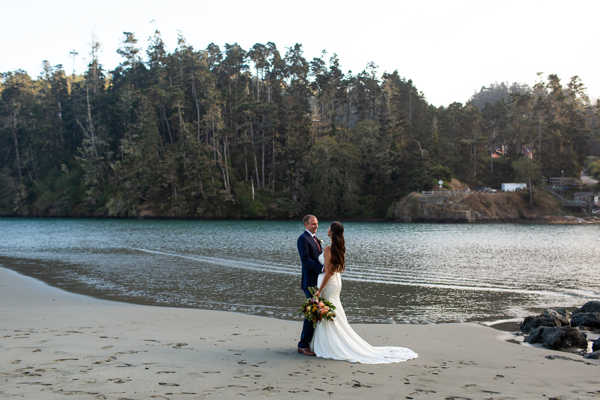 mendocino elopement at the stanford inn