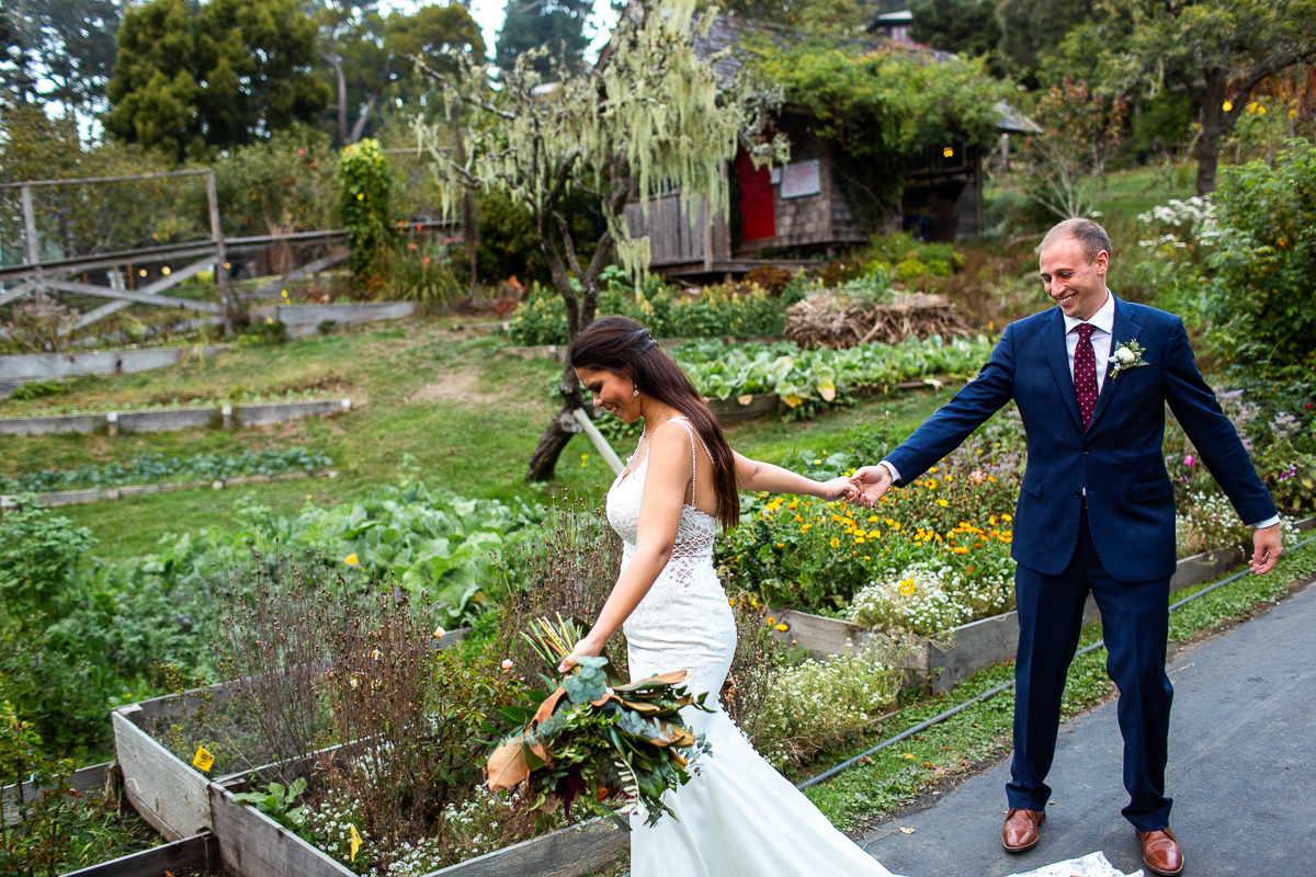 mendocino elopement at the stanford inn