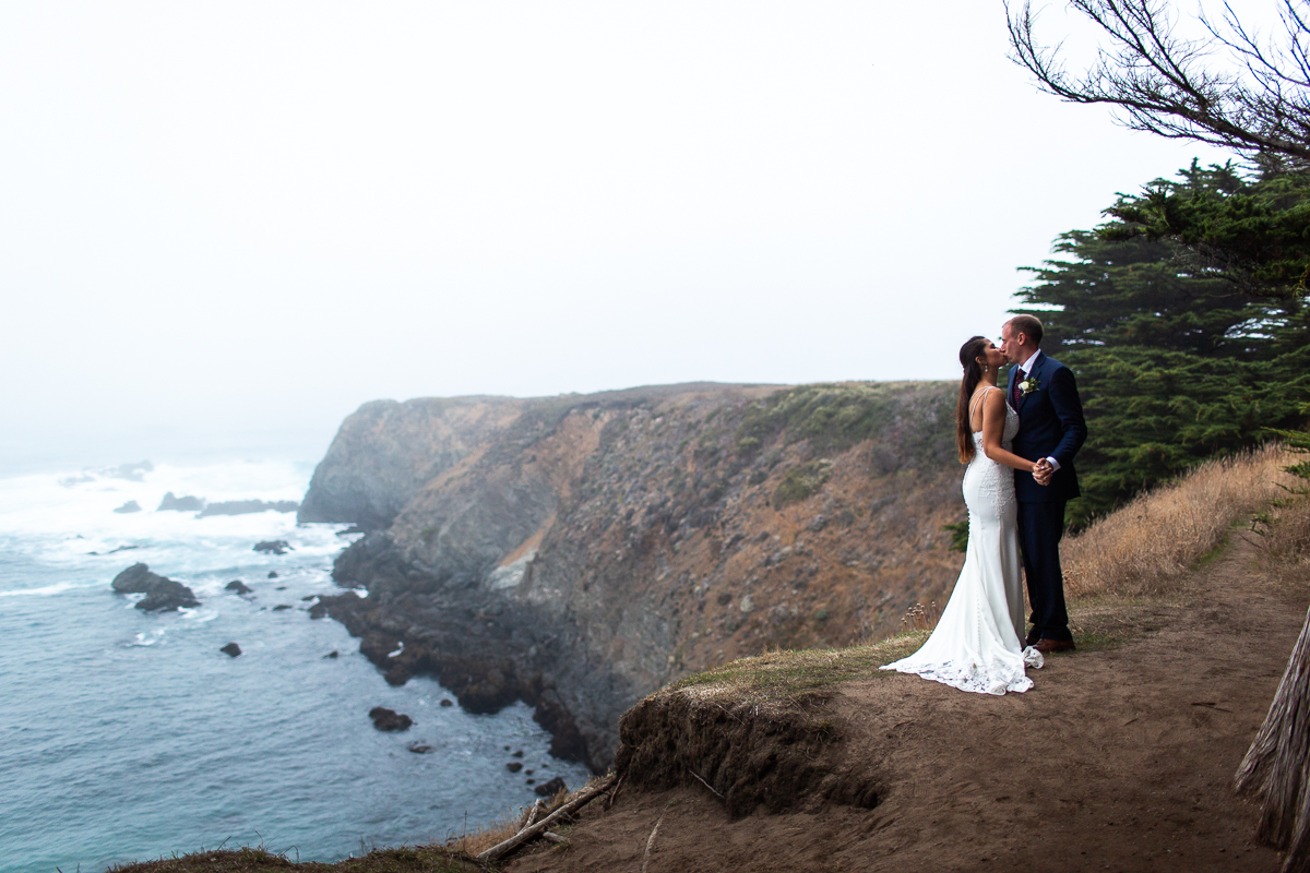 mendocino elopement at the stanford inn