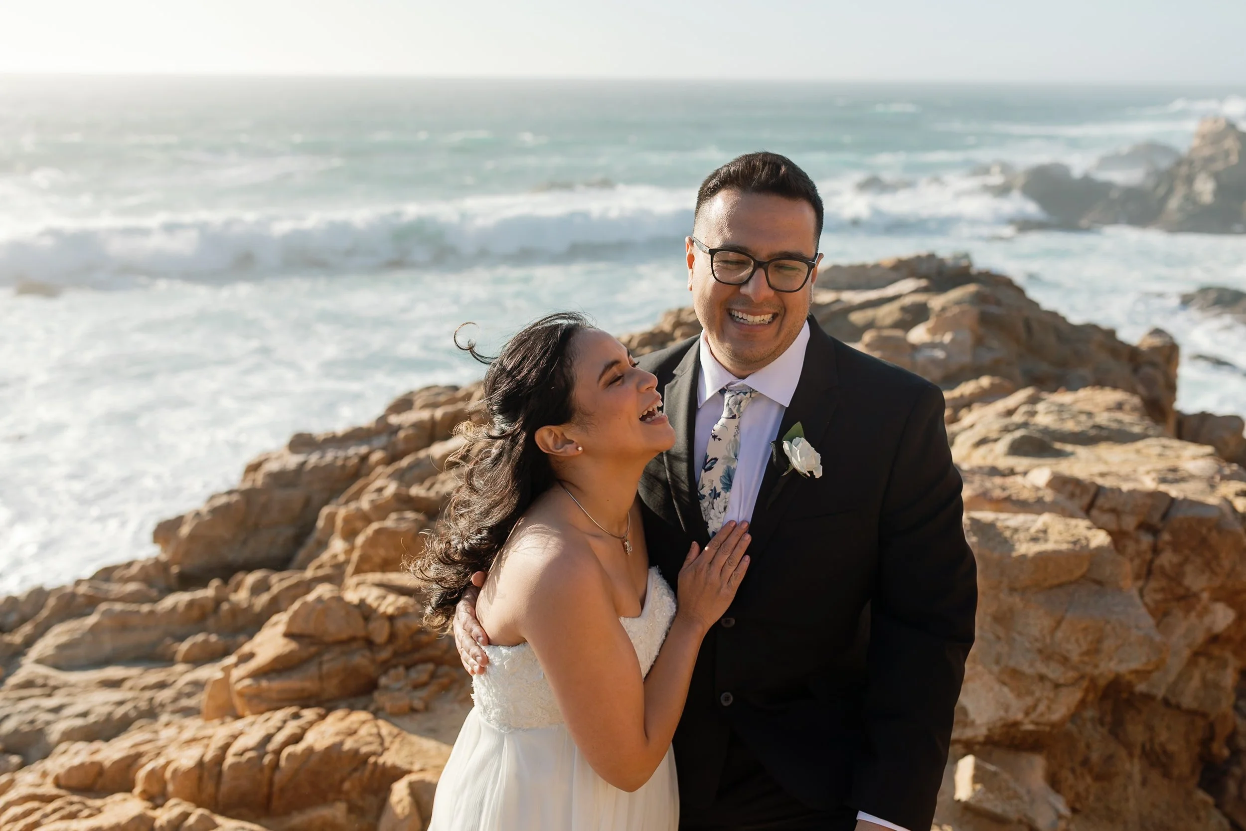 bride and groom in big sur 
