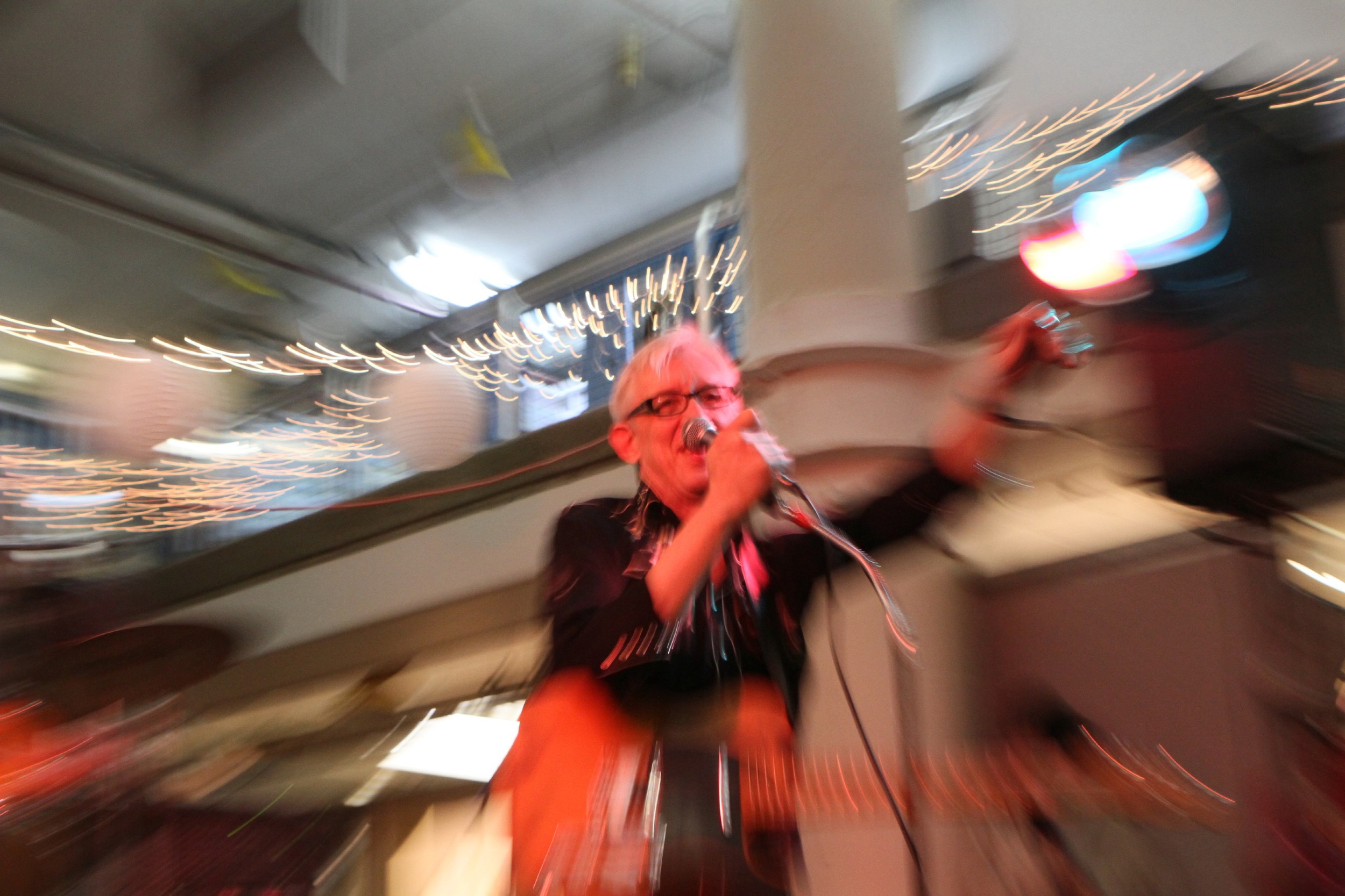 Bill Kirchen playing at the Torpedo Factory, First Night Alexandria