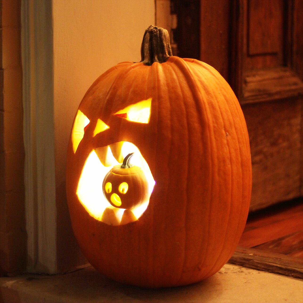Pumpkins of Old Town Alexandria - Halloween Photos