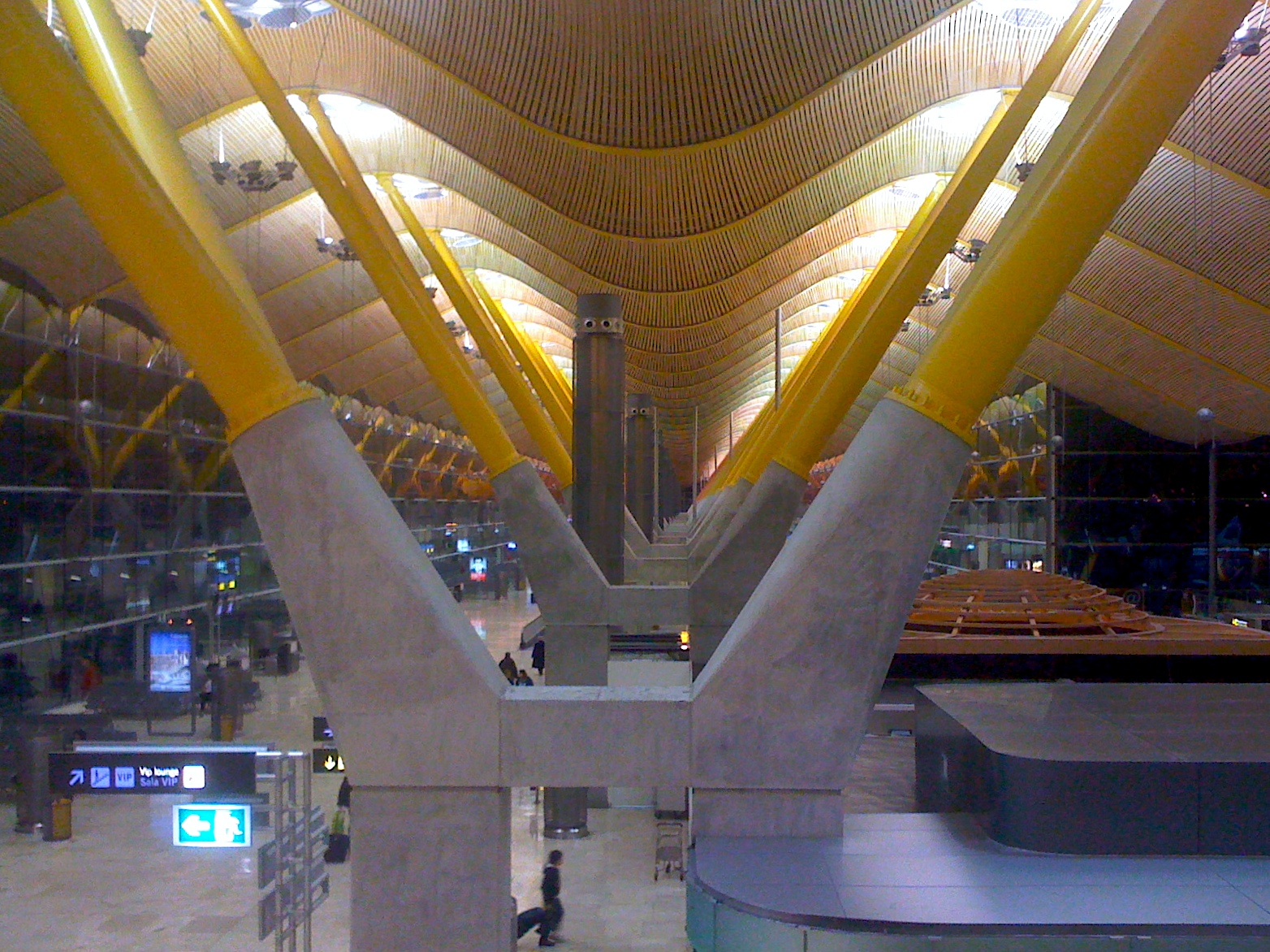 Dawn to Dusk Travel - Madrid to 30K Over France