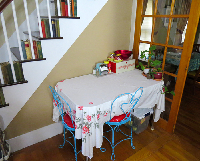 Temporary eating area
