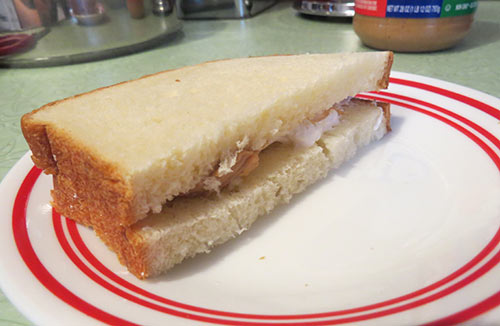 Who can resist a Fluffernutter?
