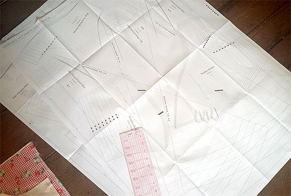 One of the pattern sheets from the back of the book.