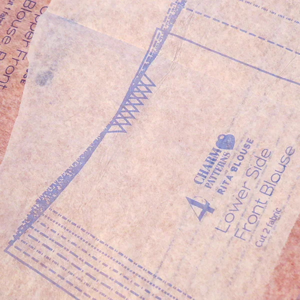 A close-up of one of the pattern pieces. You can see how close together some of the notches are and why it was difficult for me to tell which was for which size.