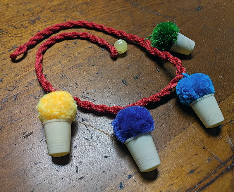 The finished flower pot necklace