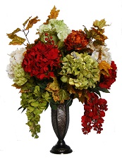 Maureen's Table Centerpiece  White-small.jpg