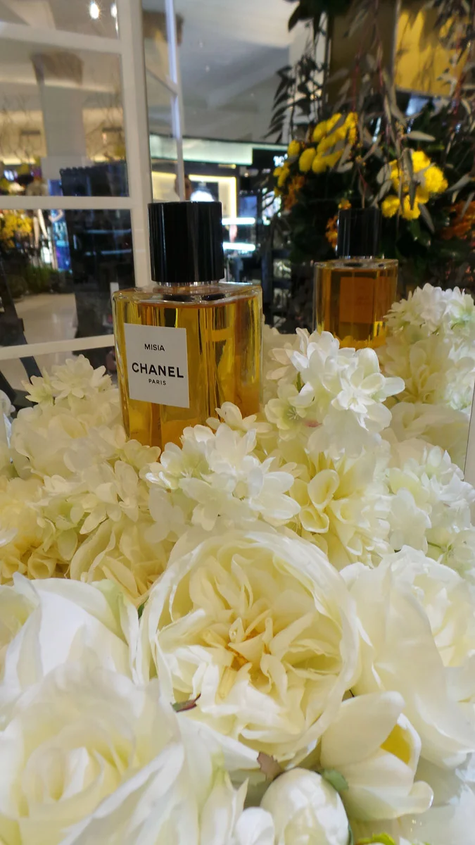 Some more delicate prettiness from Chanel