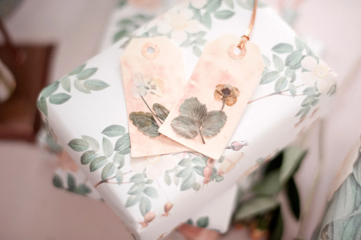 Victorian style pressed flower tags 