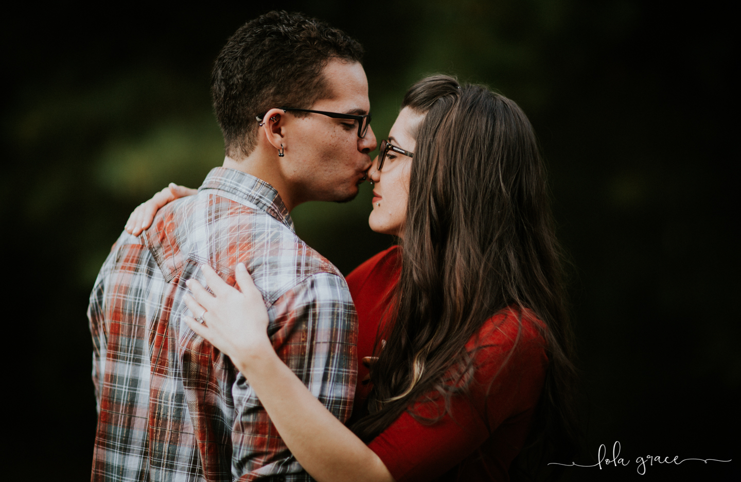 lola-grace-photography-chelsea-jesse-engagement-photos-12.jpg