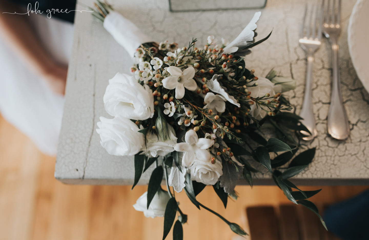 zingermans-cornman-farms-winter-intimate-wedding-dec-2016-40.jpg
