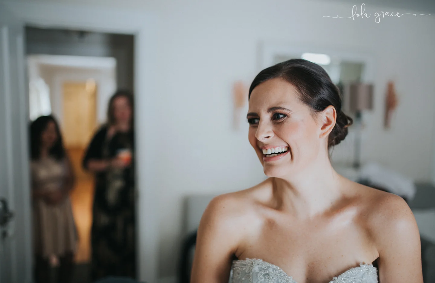 lola-grace-photography-michigan-winter-wedding-cornman-farms-11.jpg