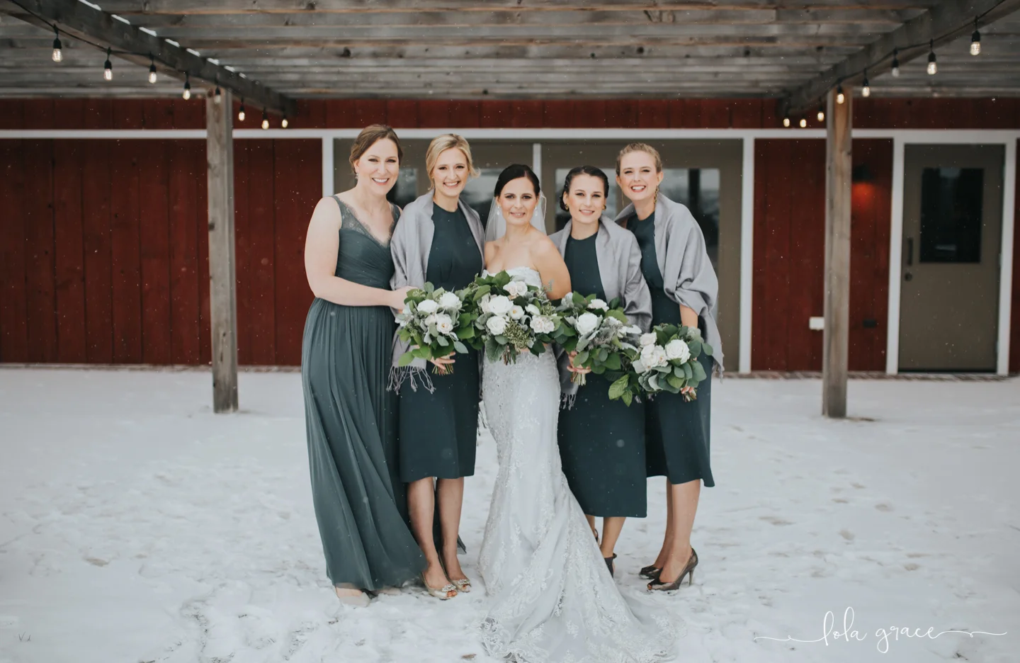 lola-grace-photography-michigan-winter-wedding-cornman-farms-38.jpg