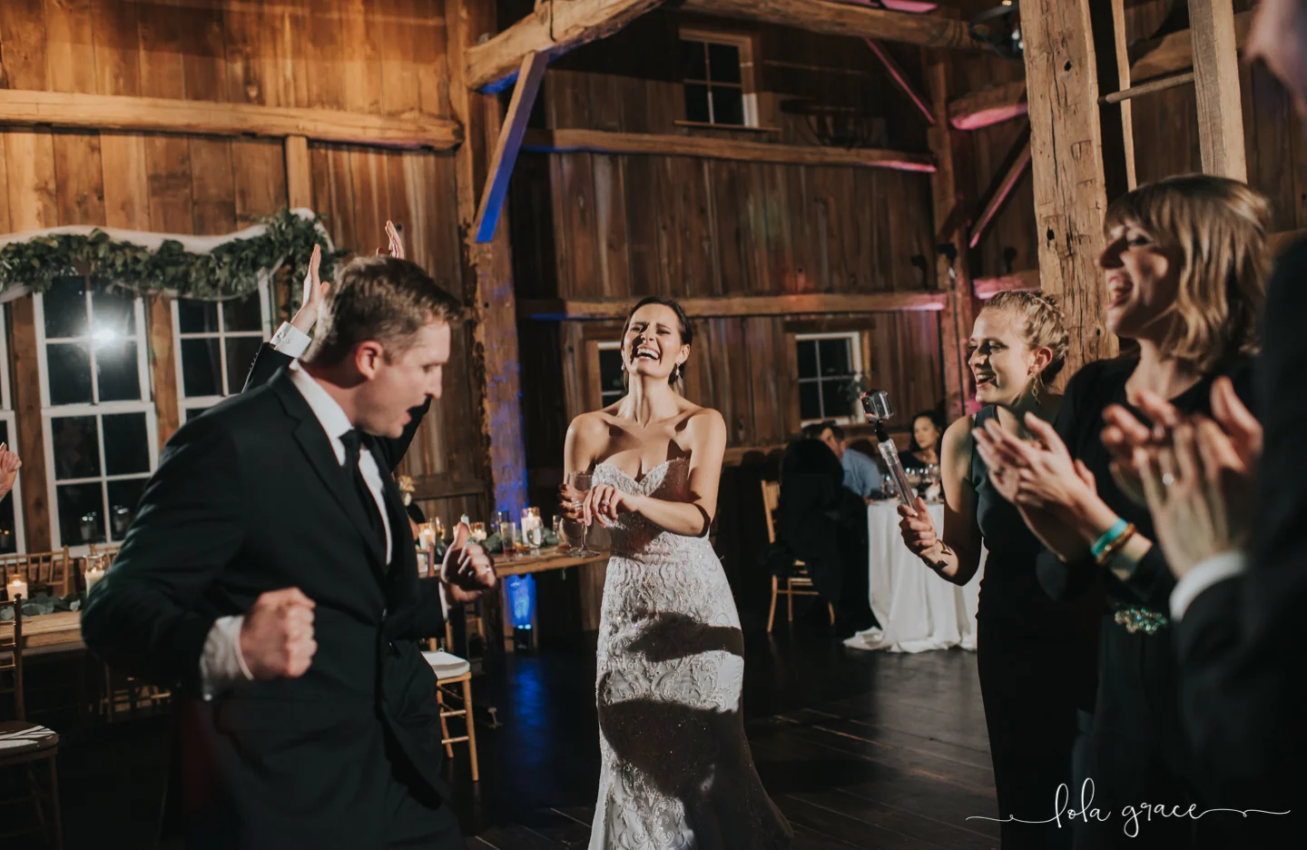 lola-grace-photography-michigan-winter-wedding-cornman-farms-101.jpg