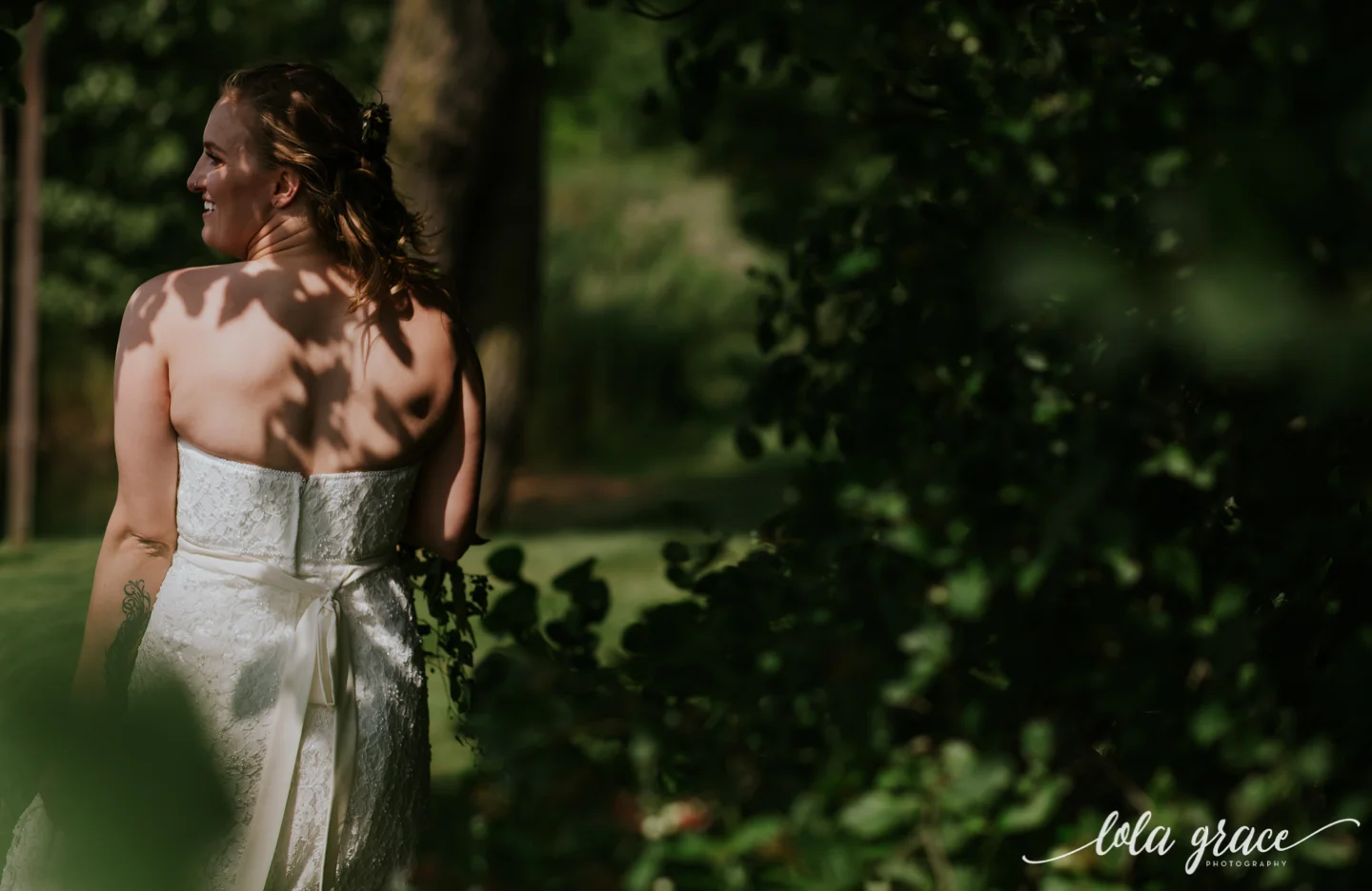 summer-wedding-at-misty-farms-ann-arbor-63.jpg