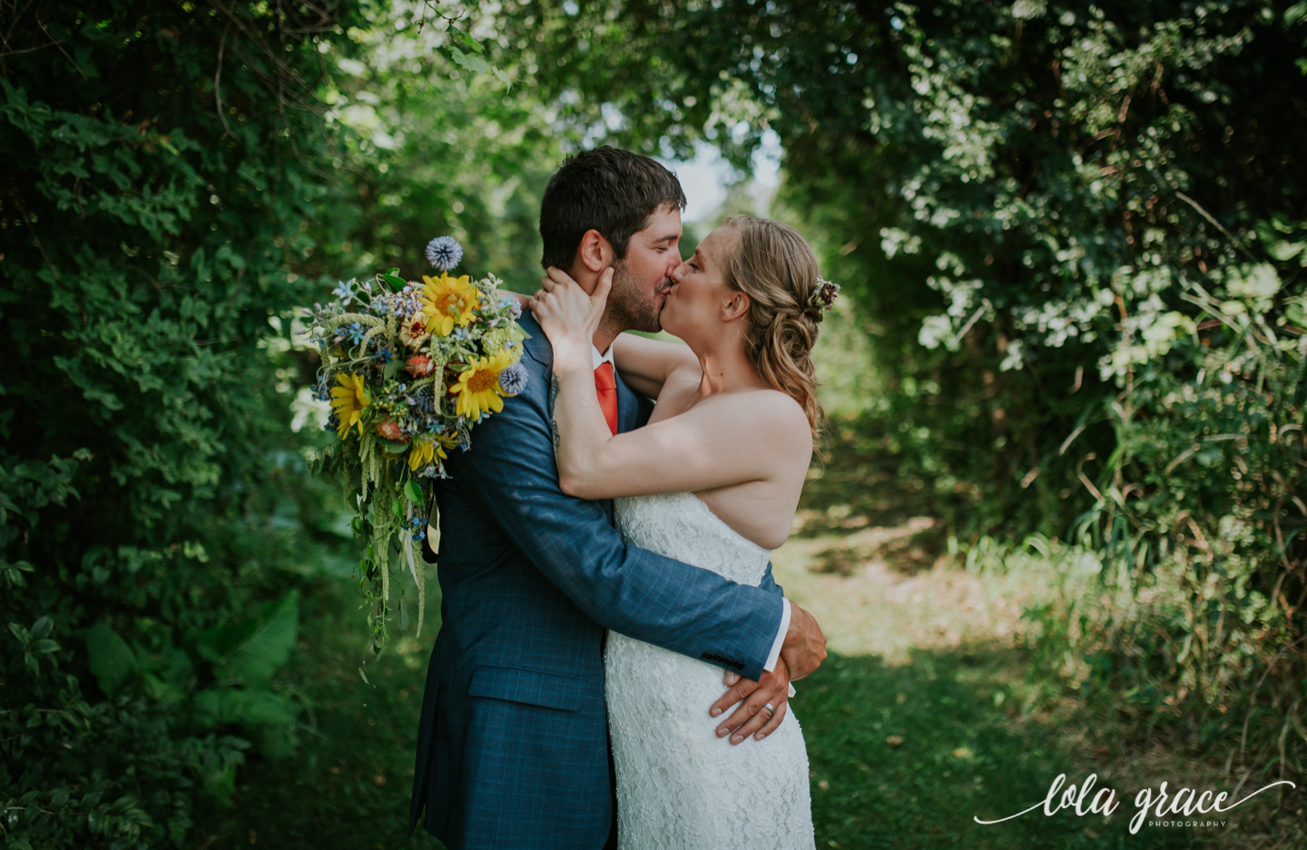 summer-wedding-at-misty-farms-ann-arbor-67.jpg