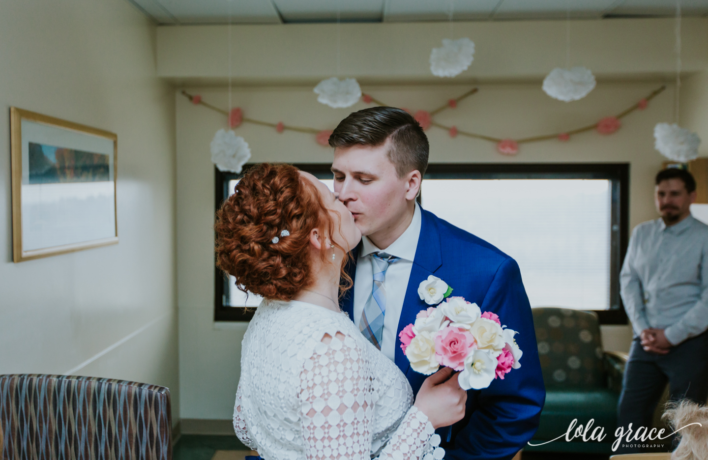 lola-grace-photography-uofm-hospital-wedding-23.jpg