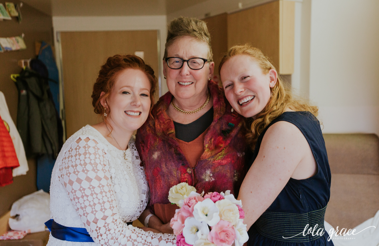 lola-grace-photography-uofm-hospital-wedding-43.jpg