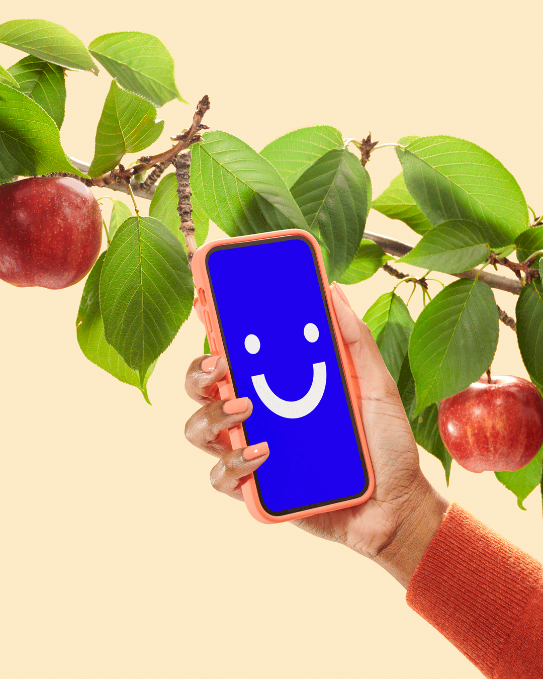 VISIBLE_SHOT_02_APPLE_PICKING_JENNA_GANG_09_13_2021_107_V2.gif