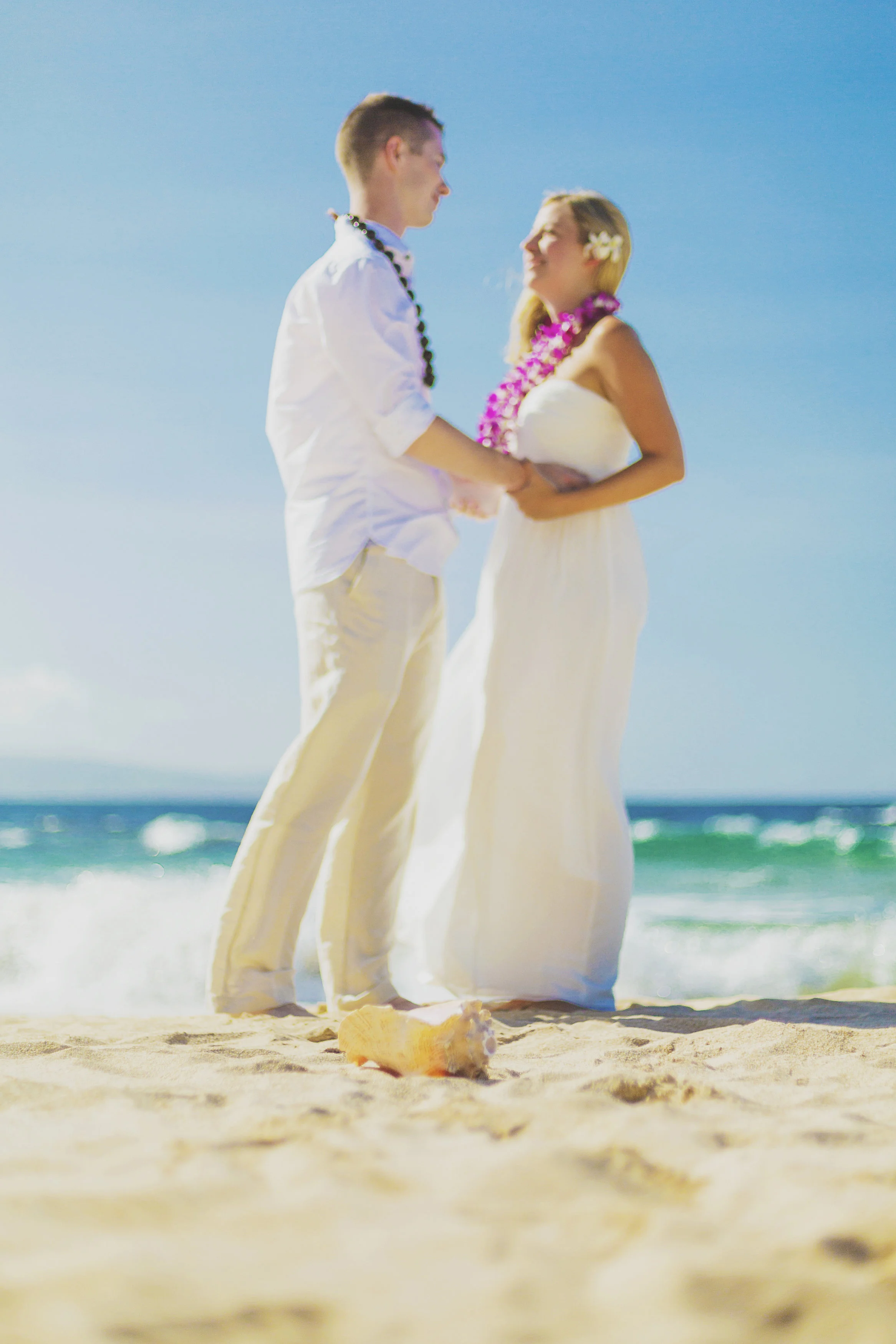 angie-diaz-photography-maui-honeymoon-hawaii-elopement-5.jpg