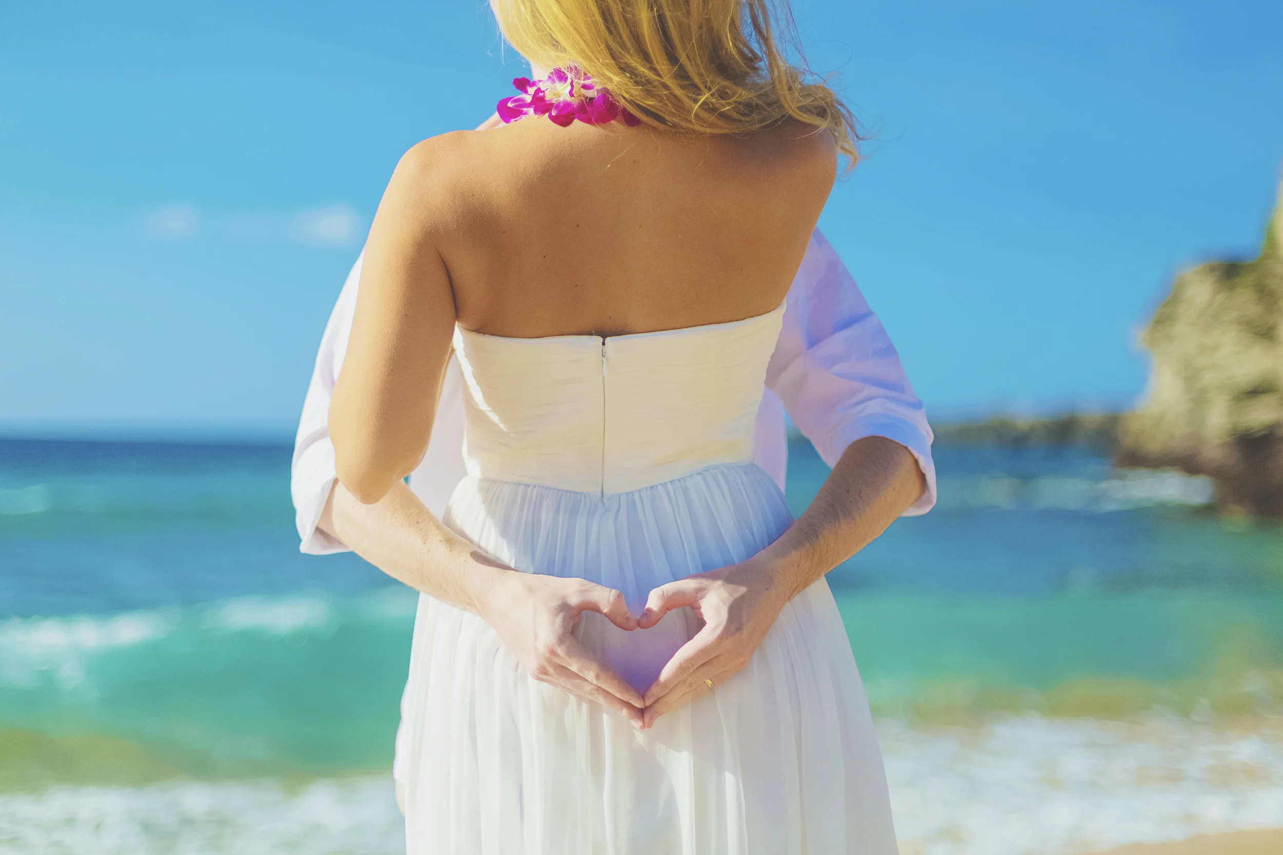 angie-diaz-photography-maui-honeymoon-hawaii-elopement-12.jpg