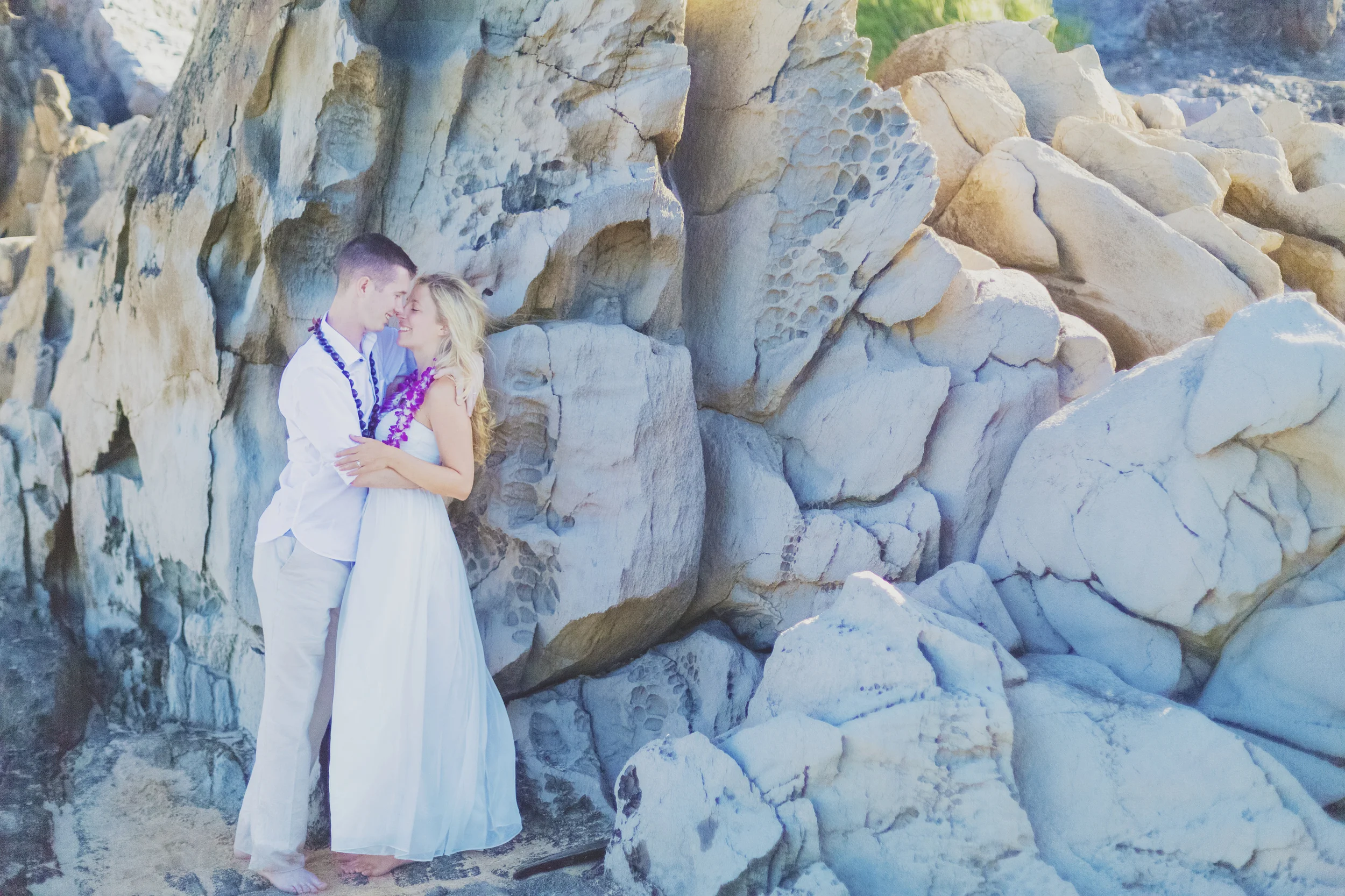 angie-diaz-photography-maui-honeymoon-hawaii-elopement-20.jpg
