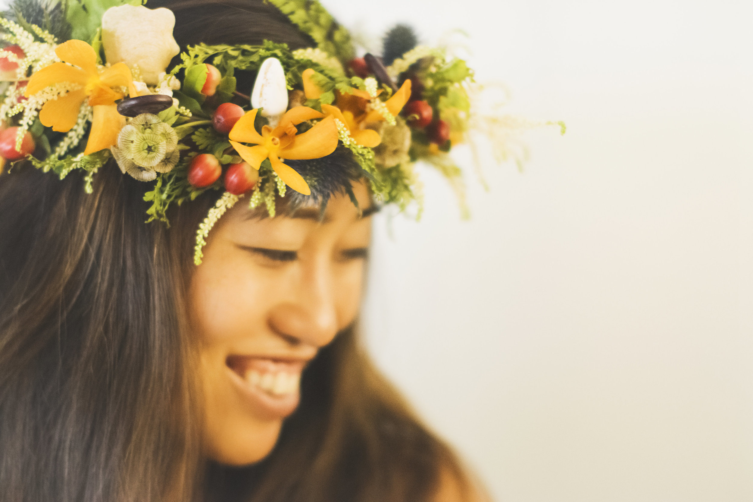 angie-diaz-photography-diy-flower-crown-tutorial-31.jpg