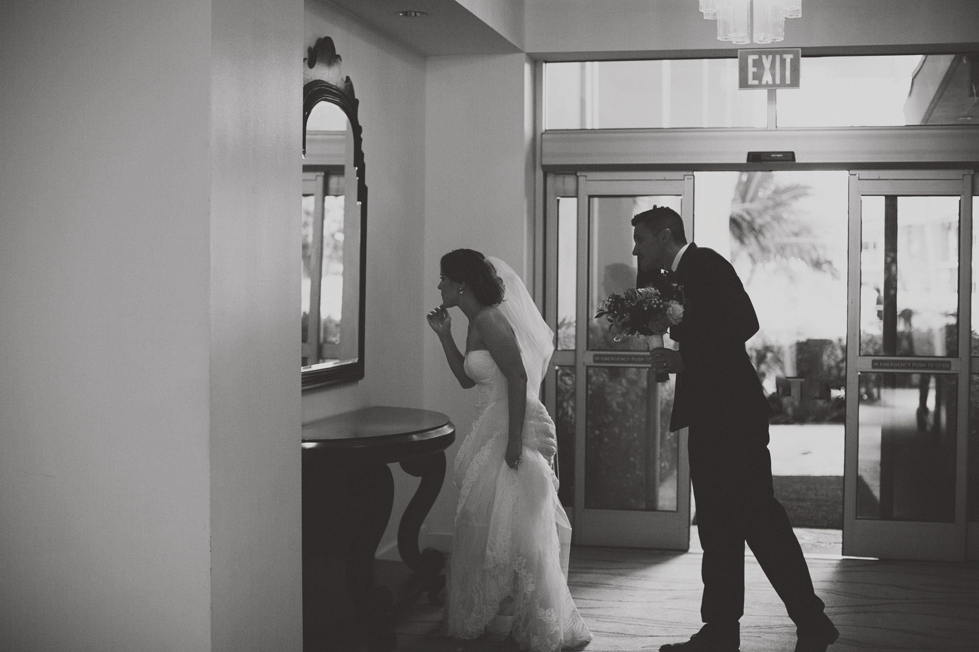 Hawaii destination beach Wedding Photographer_169.jpg