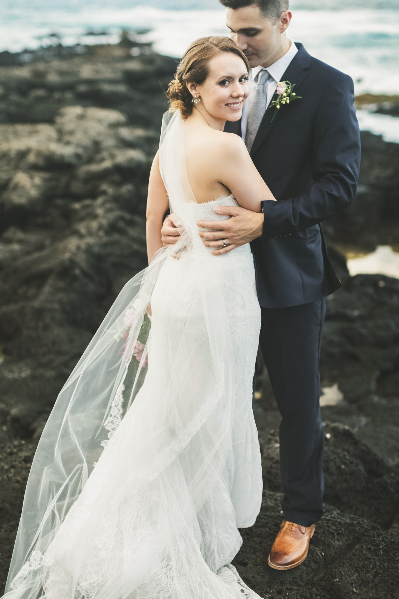 Hawaii destination beach Wedding Photographer_3.jpg