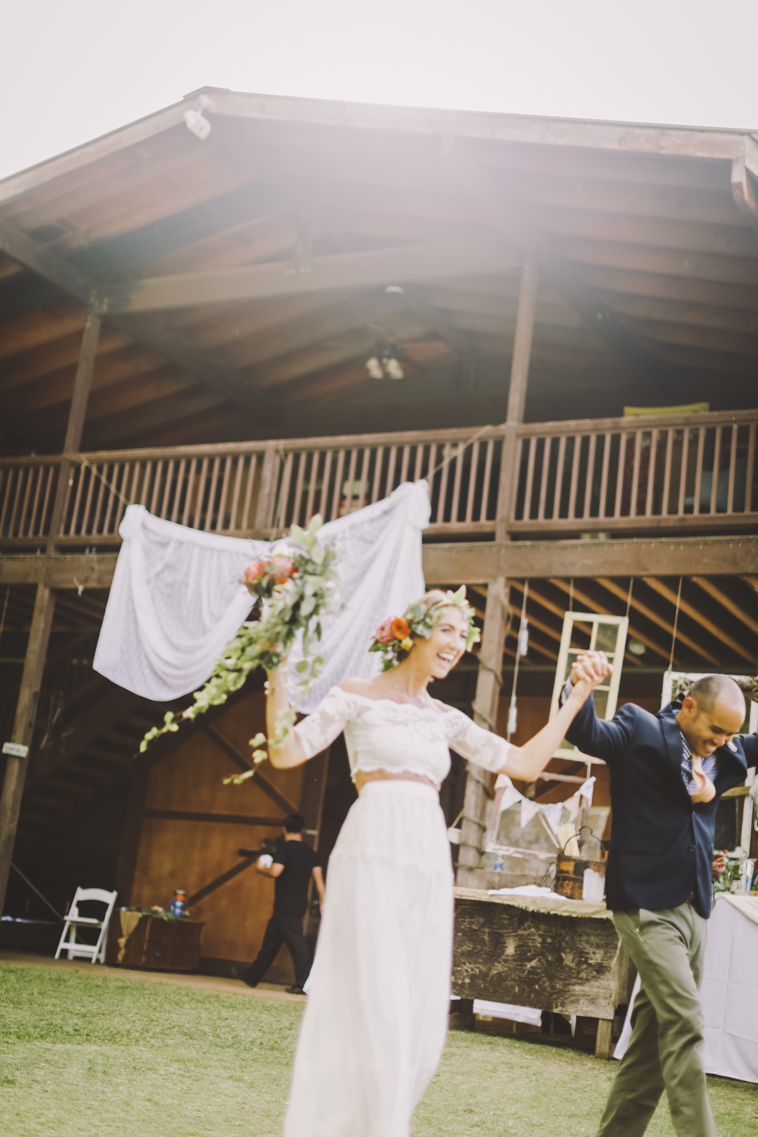 angie-diaz-photography-oahu-hawaii-wedding-tradewinds-ranch-100.jpg