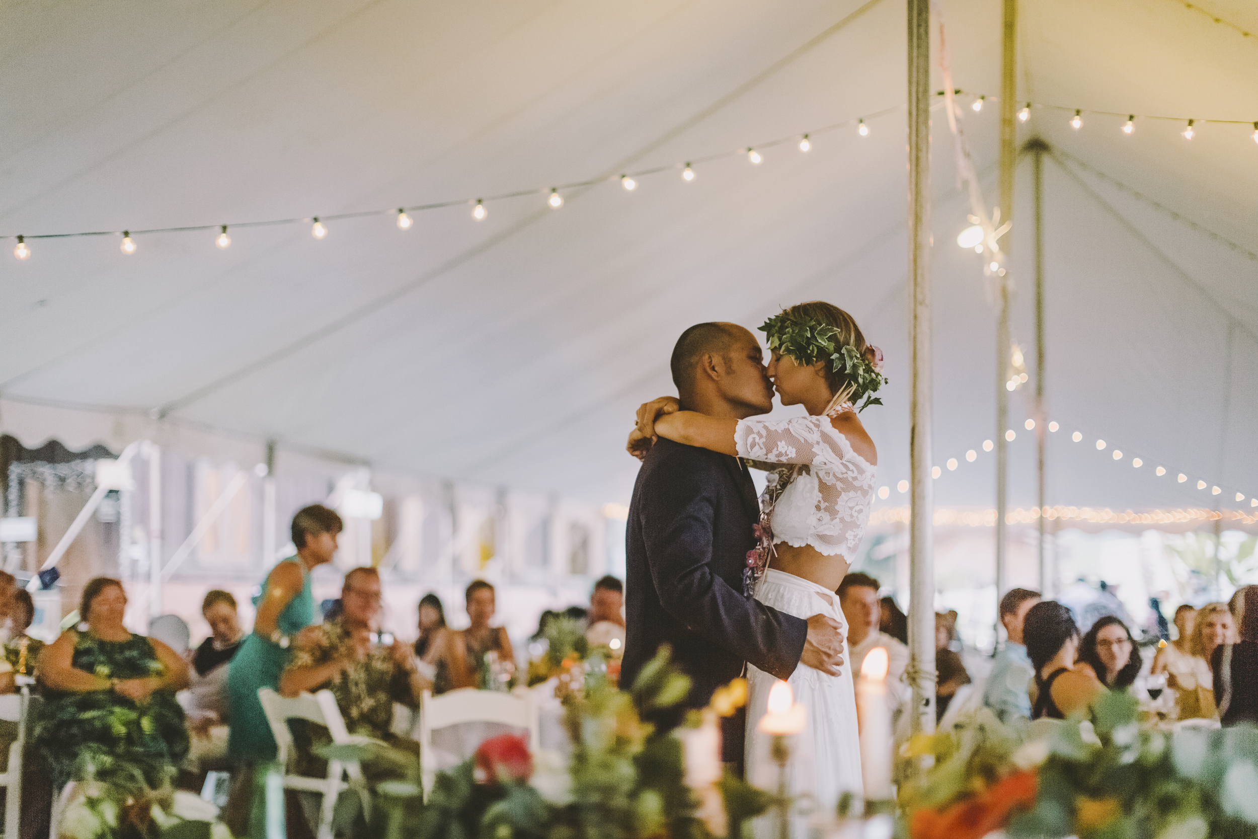 angie-diaz-photography-oahu-hawaii-wedding-tradewinds-ranch-104.jpg