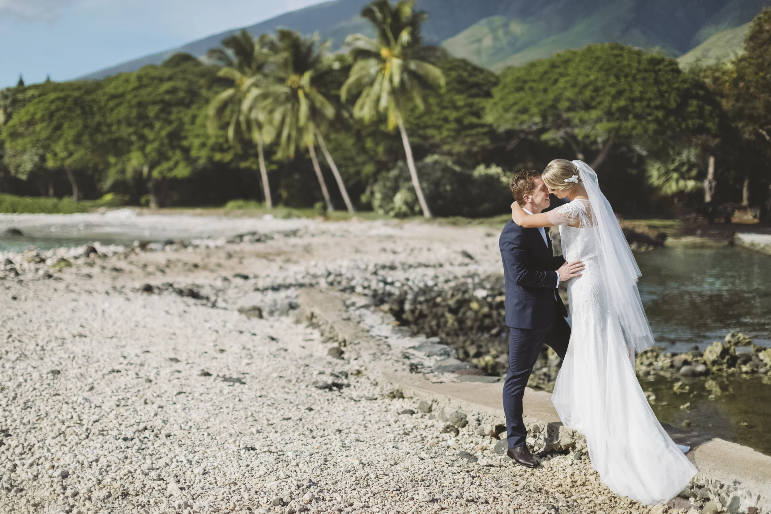 angie-diaz-photography-maui-wedding-mel-matt-67.jpeg