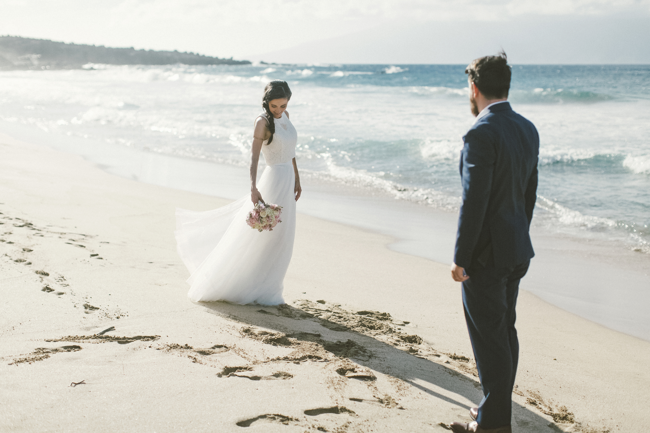 angie-diaz-photography-maui-wedding-ironwoods-beach-31.jpg