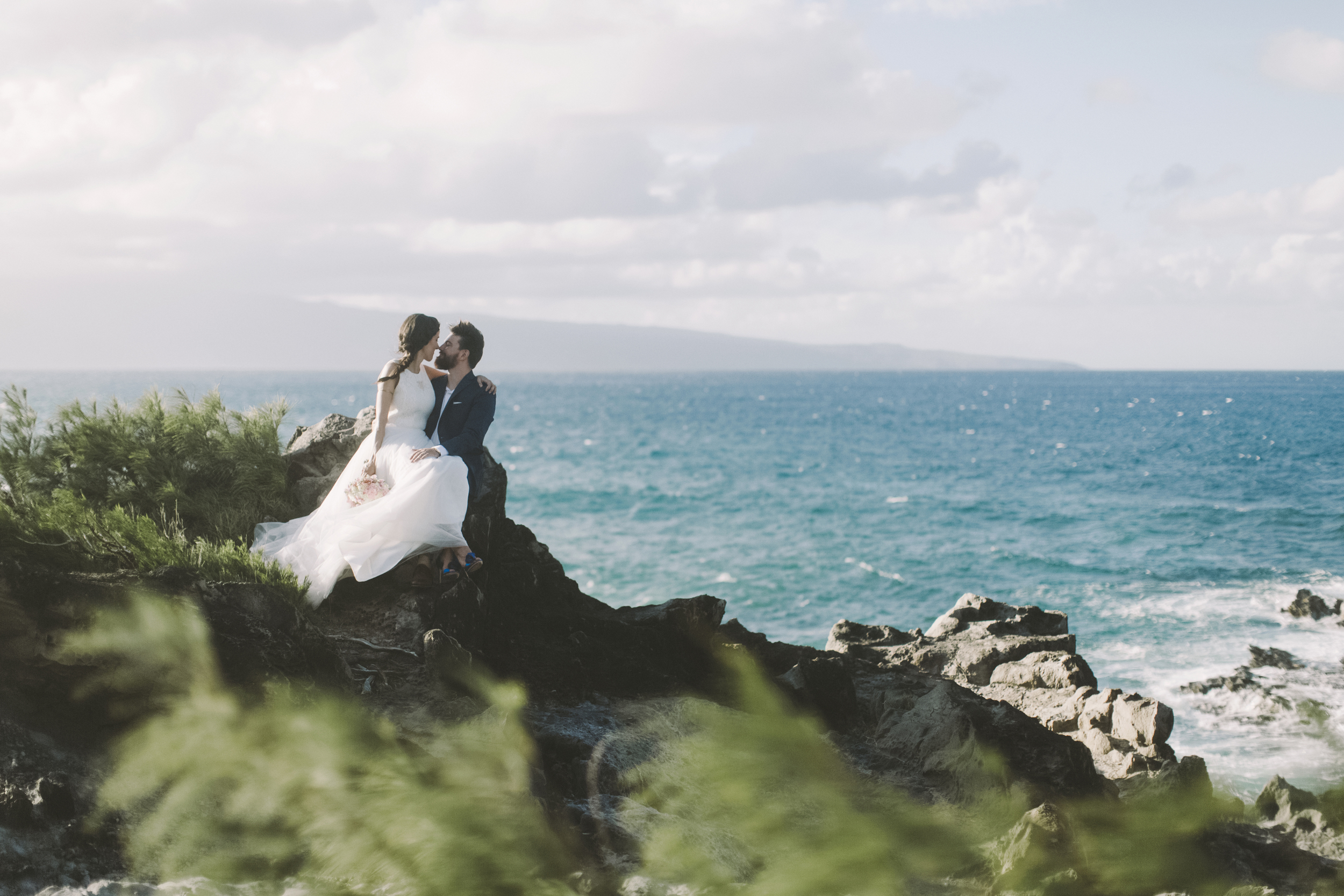 angie-diaz-photography-maui-wedding-ironwoods-beach-45.jpg