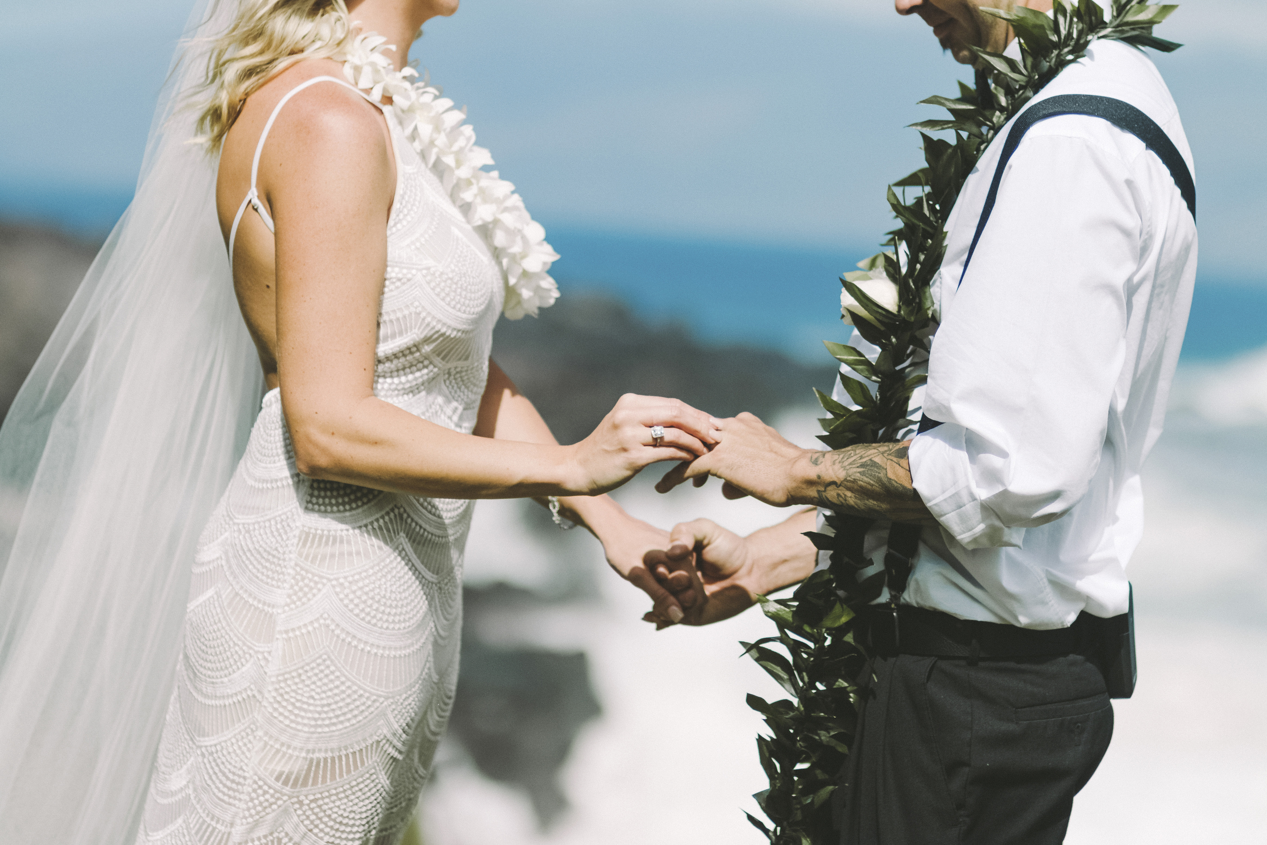 angie-diaz-photography-hawaii-wedding-17.jpg