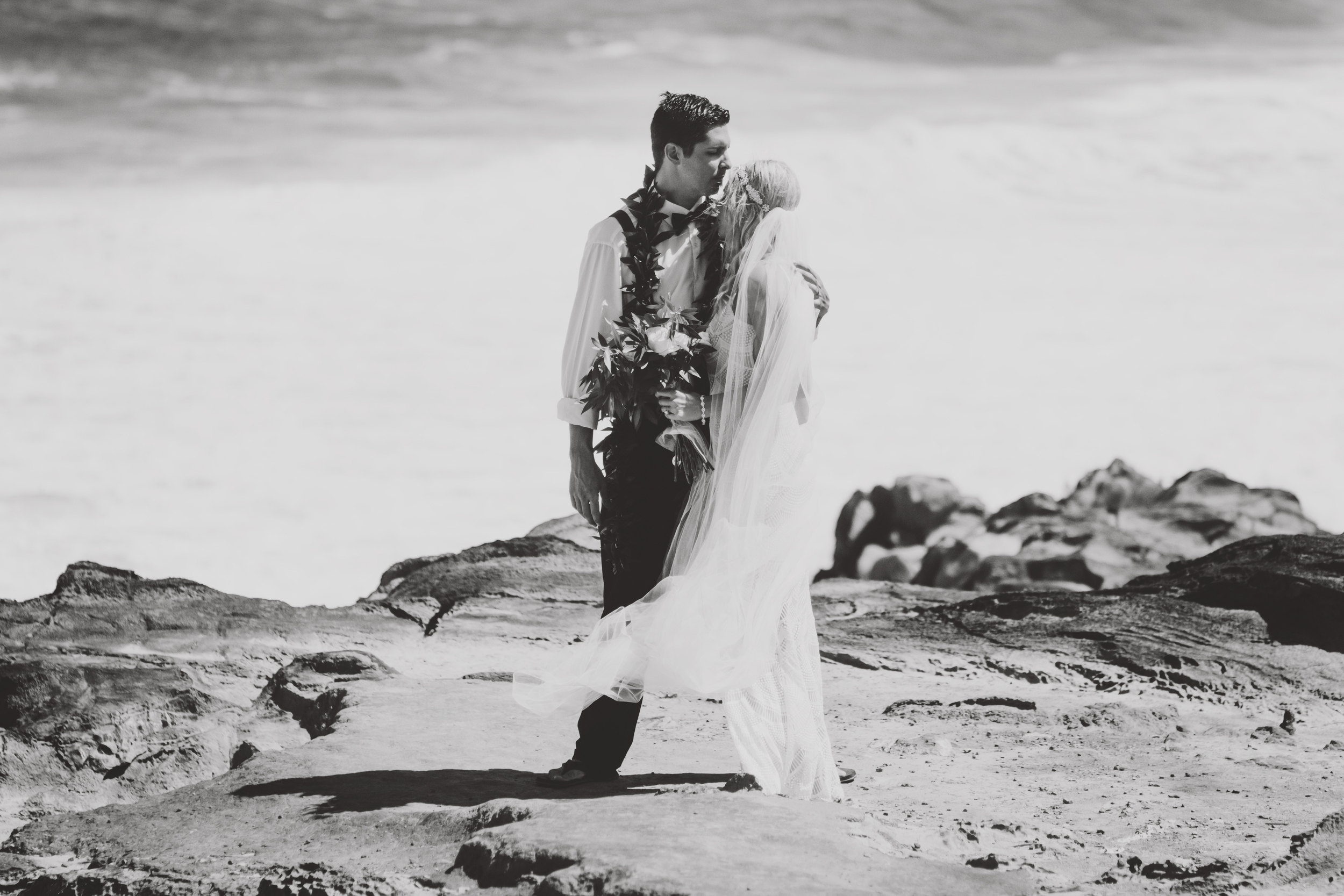 angie-diaz-photography-hawaii-wedding-46.jpg