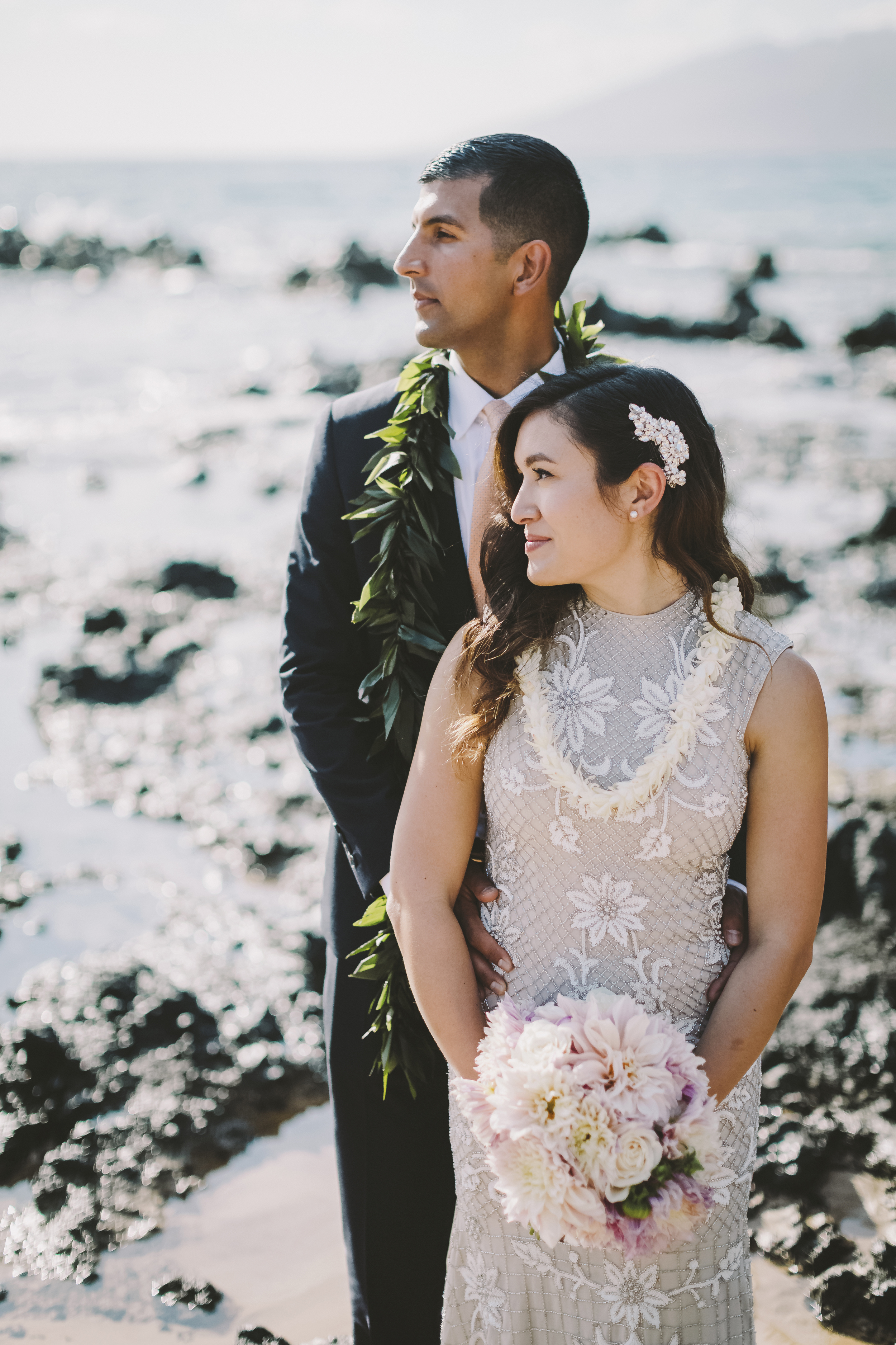 angie-diaz-photography-mokapu-beach-maui-elopement-42.jpg