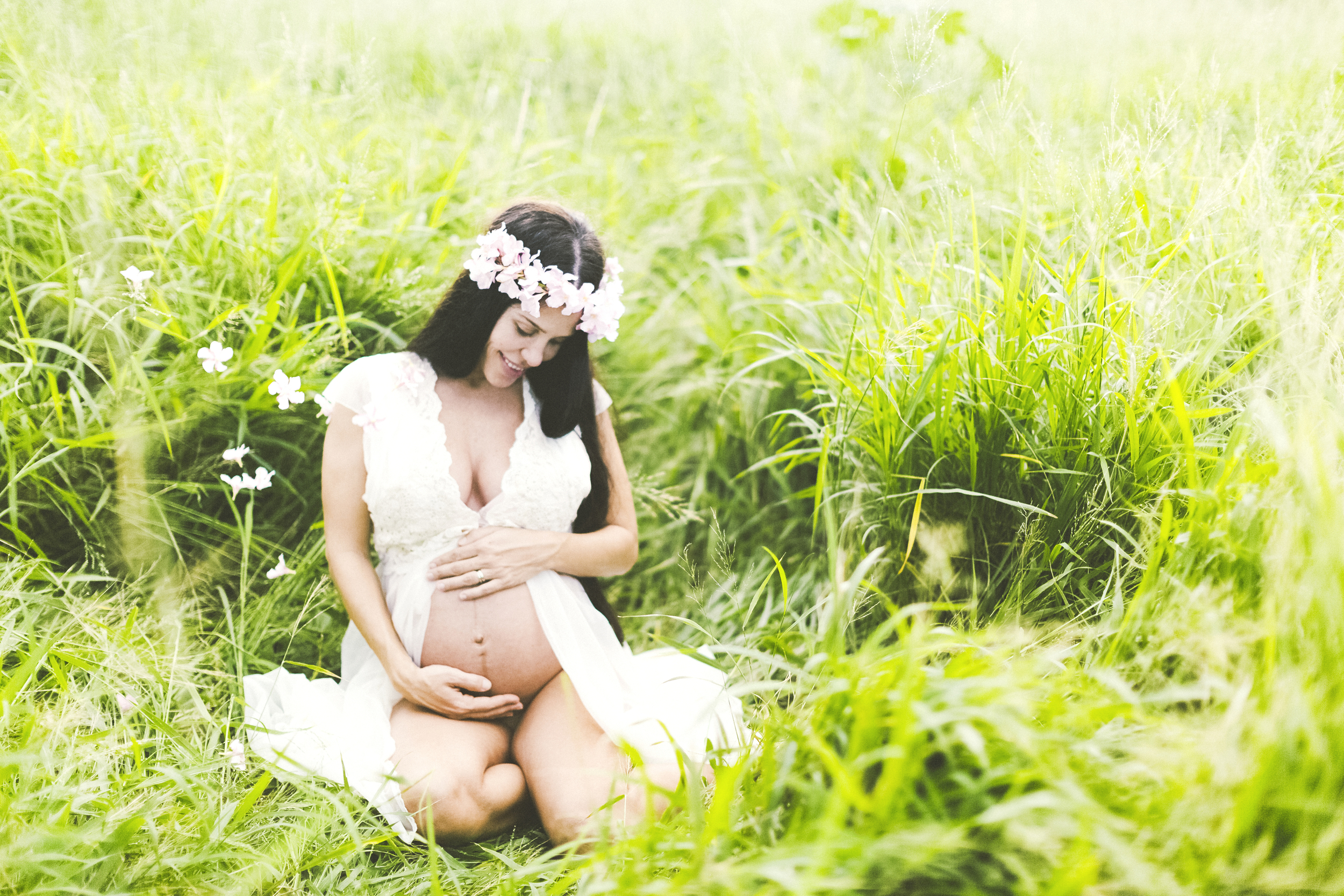 angie-diaz-photography-maui-maternity-twins-2.jpg