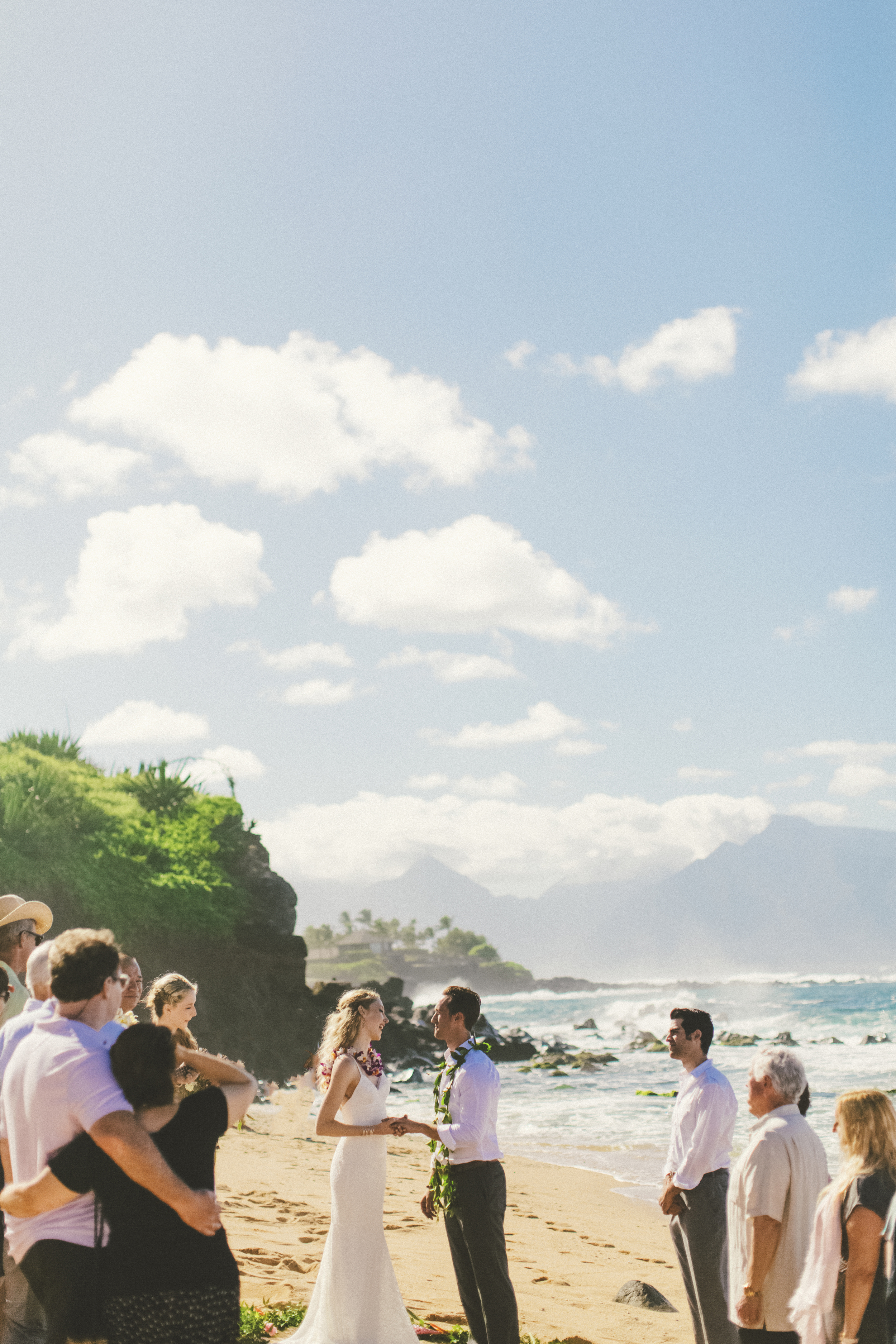 angie-diaz-photography-maui-wedding-59.jpg