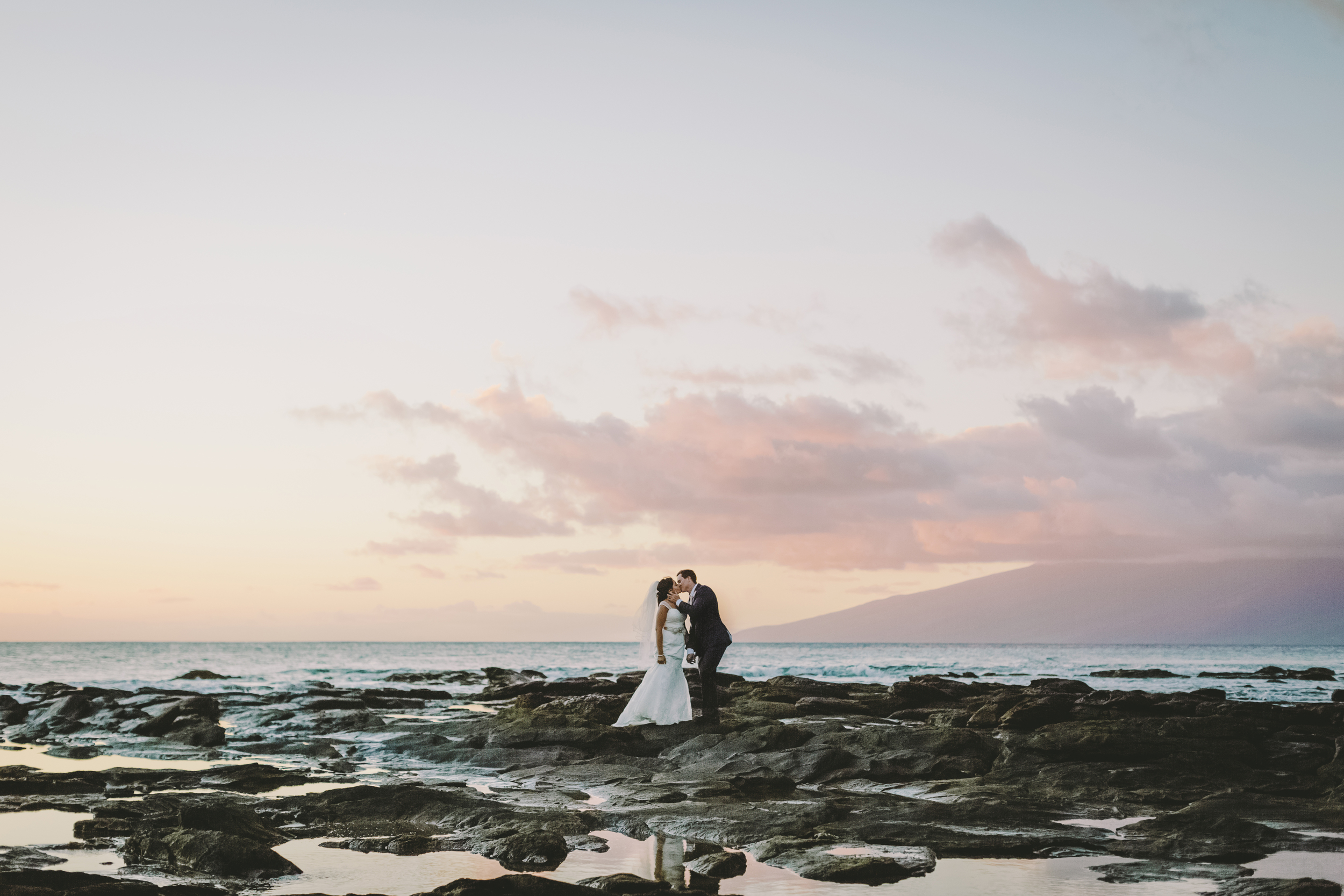 angie-diaz-photography-maui-hawaii-wedding-35.jpg