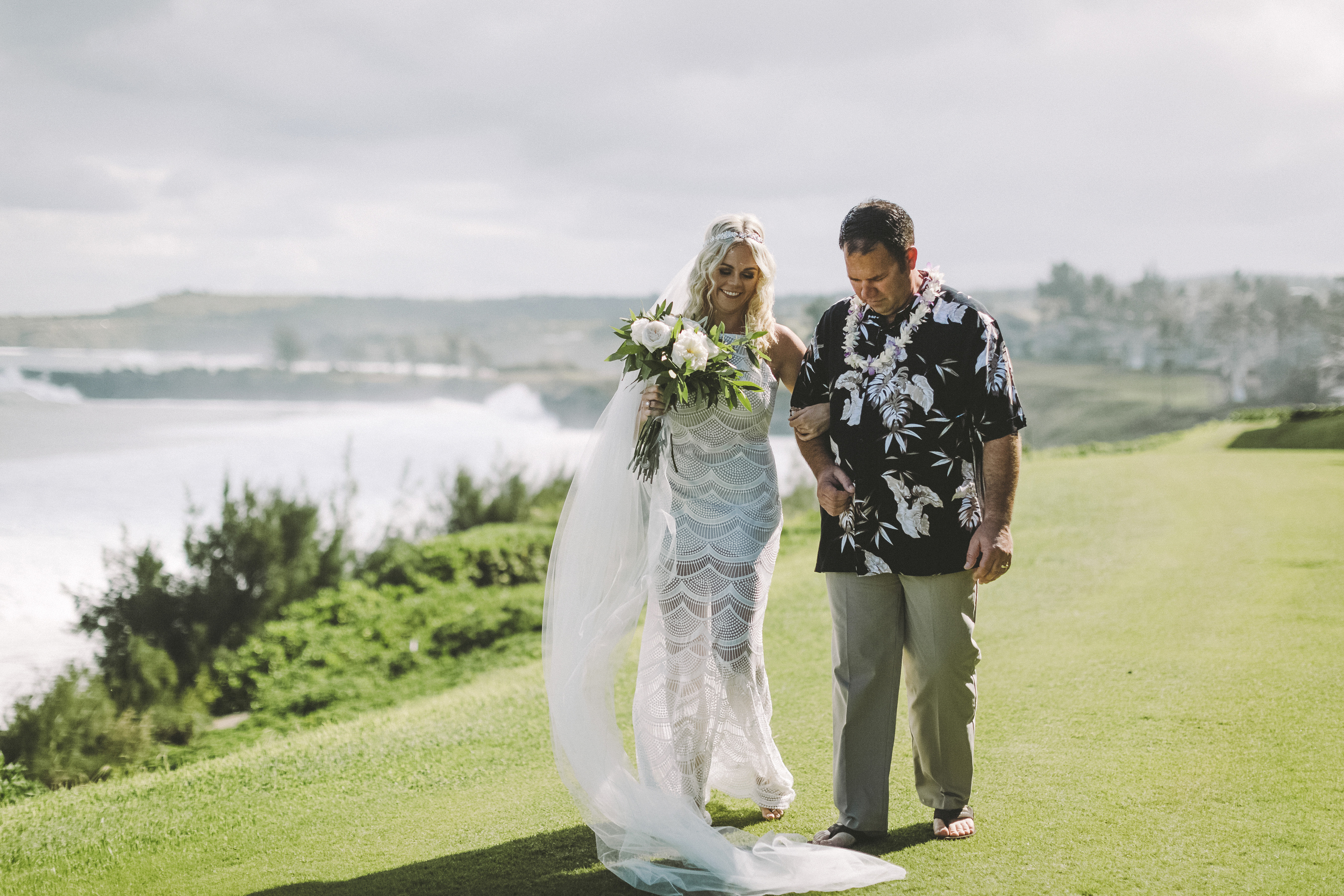 angie-diaz-photography-hawaii-wedding-13-1.jpg