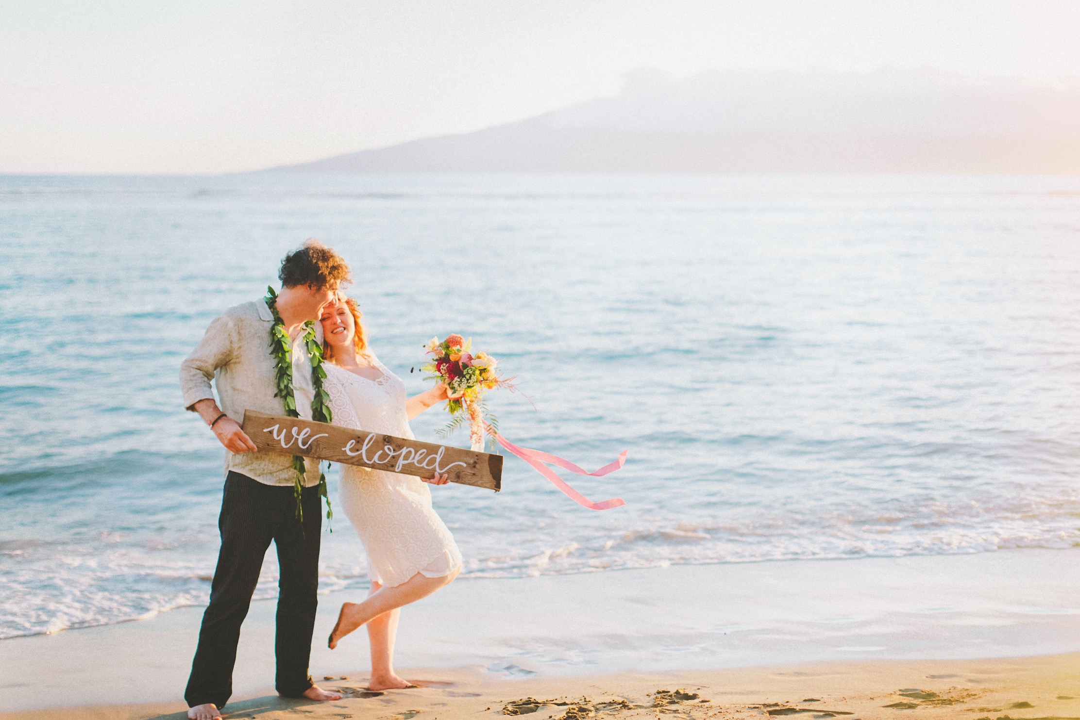 bride and groom mauid elopement best hawaii photographer.jpg