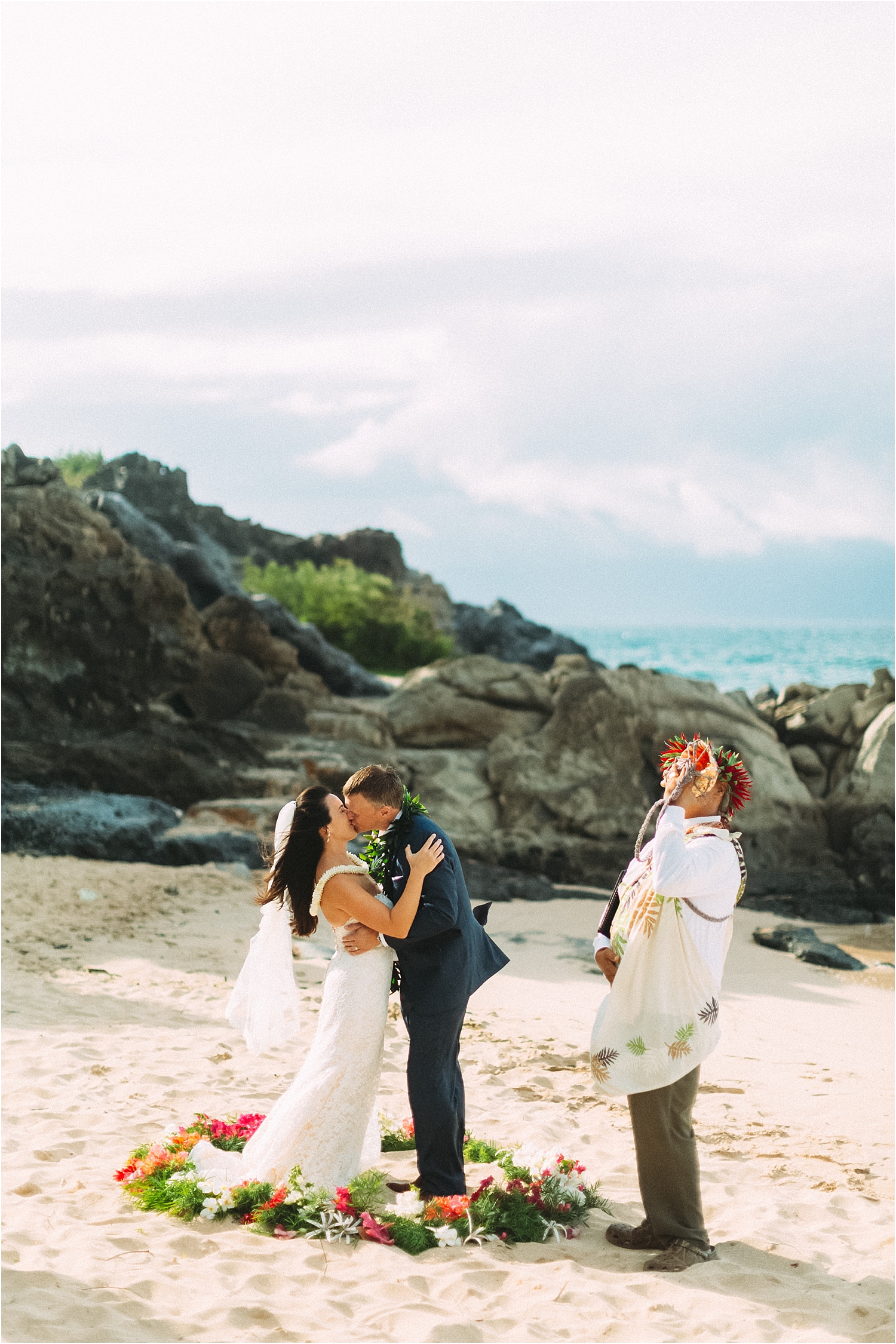 angie-diaz-photography-maui-wedding-ironwoods-beach_0028.jpg